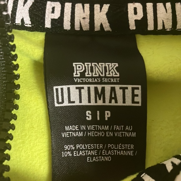 Pink top - Picture 3 of 3